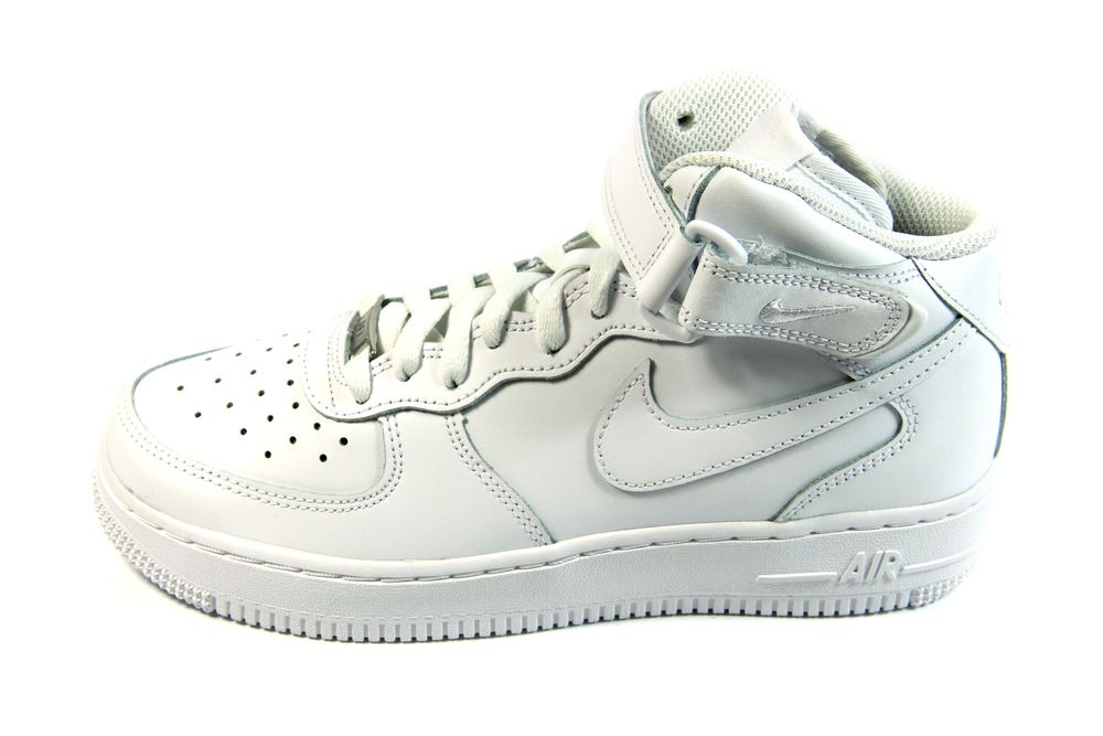 Женские кроссовки NIKE Air Force 1 Mid Le DH2933-111