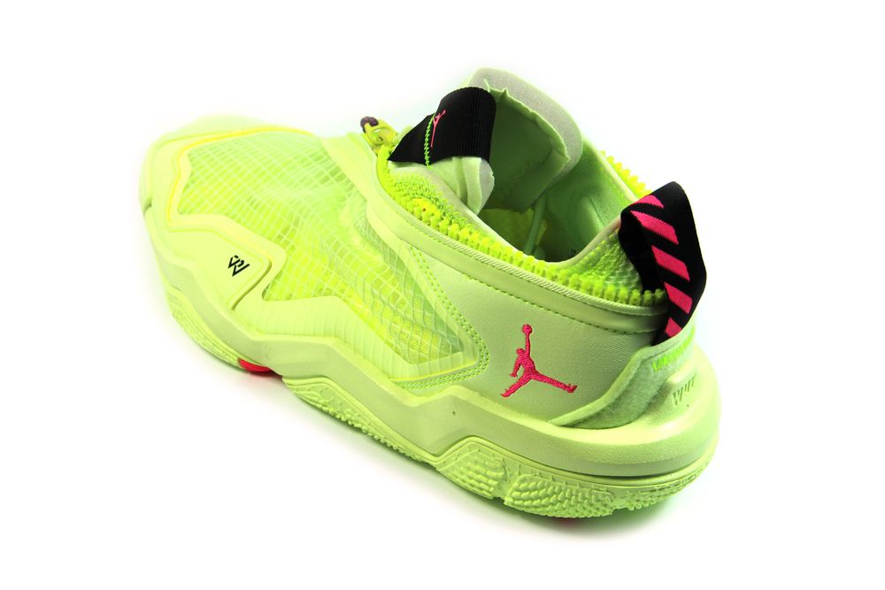 Мужские кроссовки NIKE JORDAN WHY NOT .6 DO7189-700